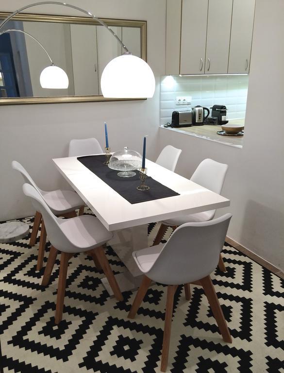 Hello Downtown Apartment - Eiffel Budapest Phòng bức ảnh