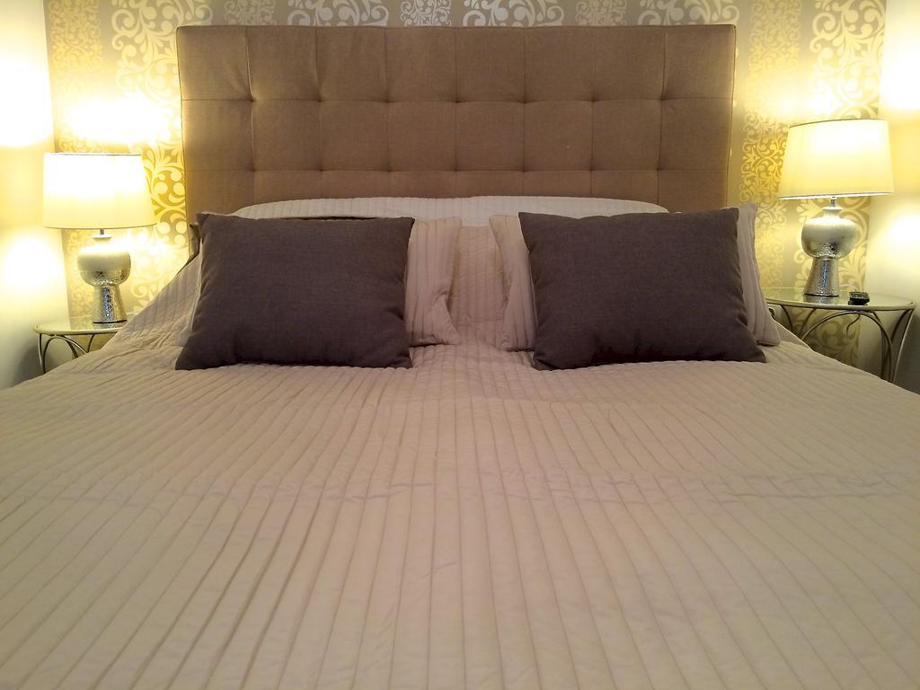 Hello Downtown Apartment - Eiffel Budapest Phòng bức ảnh